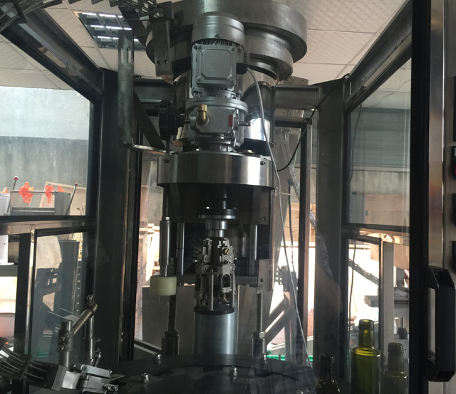 ropp capping machinery дотор.jpg