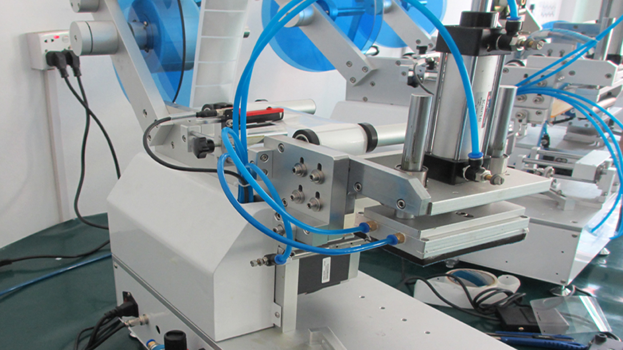 Хавтгай гадаргуутай хуванцар уут шошголох машин хагас автомат