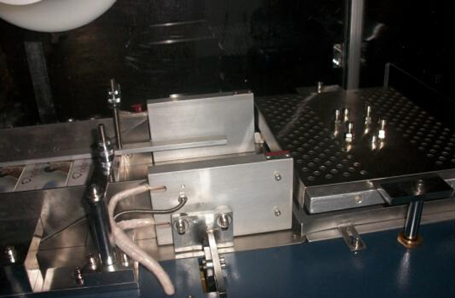 servor motor film feeding.jpg