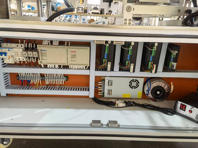 цахилгаан кабинет.jpg