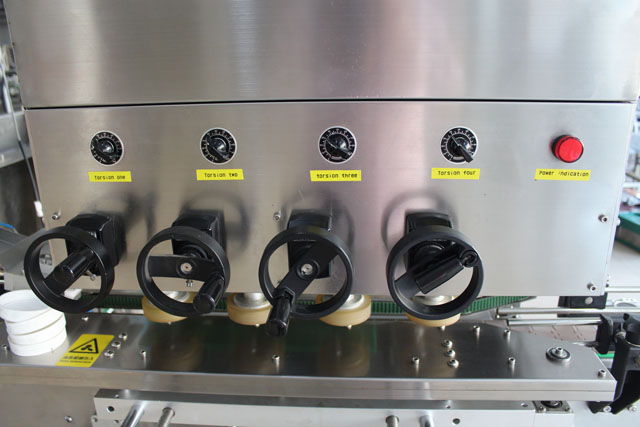 өргөгчтэй таглах машин (2).JPG