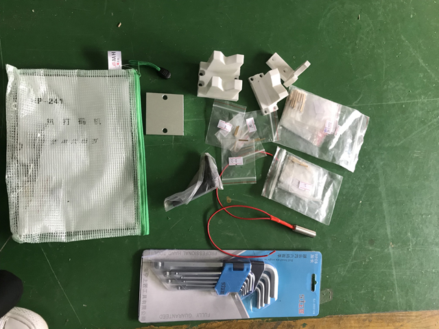 уруулын будагны ёроолын шошгоны сэлбэг.jpg