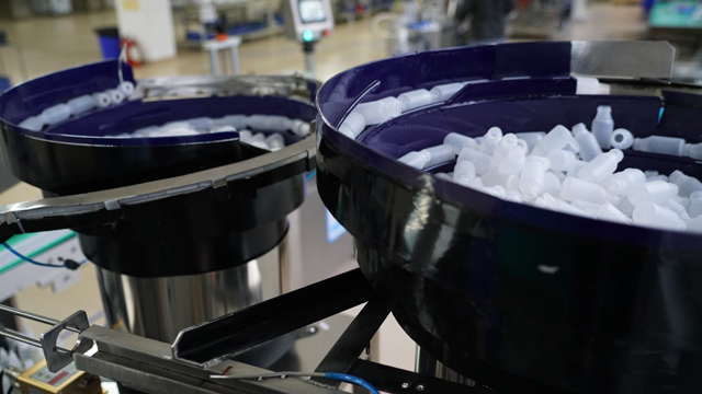 лонх тэжээгч.jpg