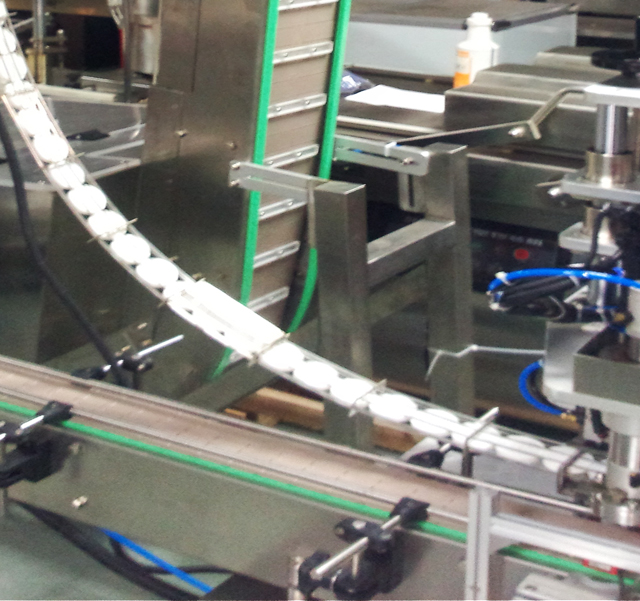 лонхтой өргөх тэжээл.jpg