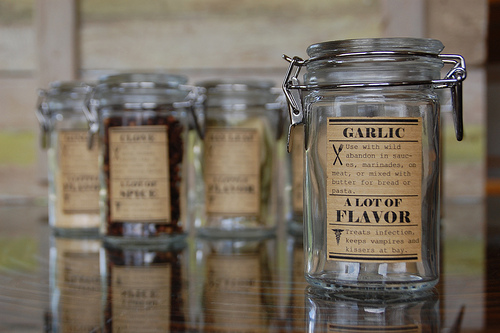 шилэн лонхтой.jpg