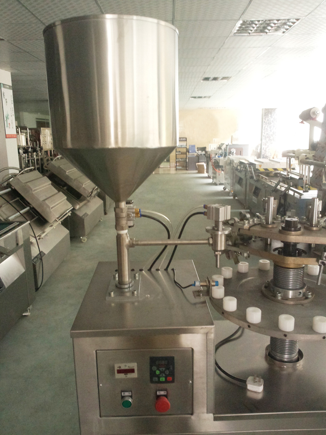 metal tubes filling sealing machine in stock хоолой дүүргэгч битүүмжлэгч бункер.jpg