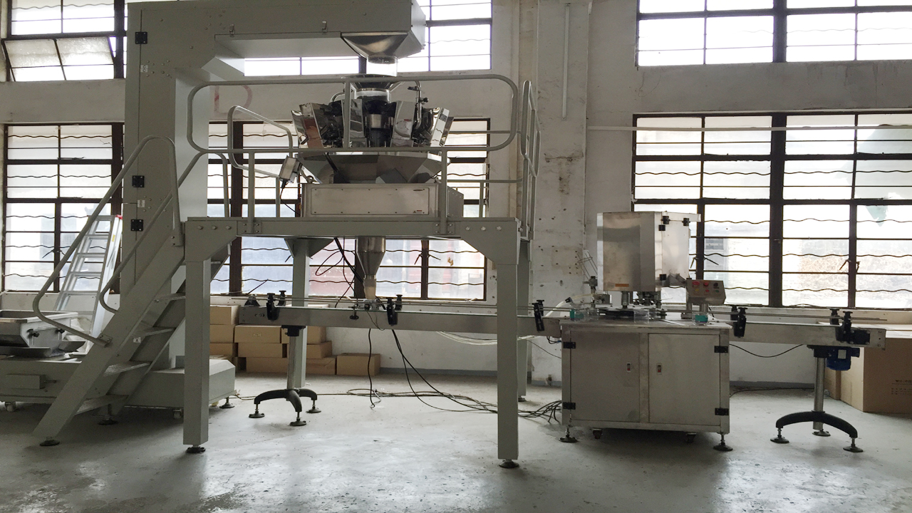 лааз дүүргэх битүүмжлэх машин.jpg