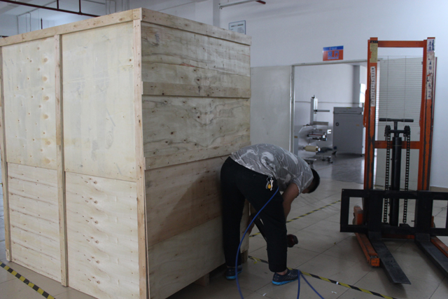 хэвтээ шошгоны модон хайрцаг савлагаа (2).JPG