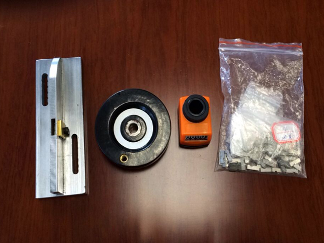 cutter mould for ultrasonic sealing machine Хэт авианы хоолой битүүмжлэх машинд зориулсан MULD&CUTTER (1).jpg