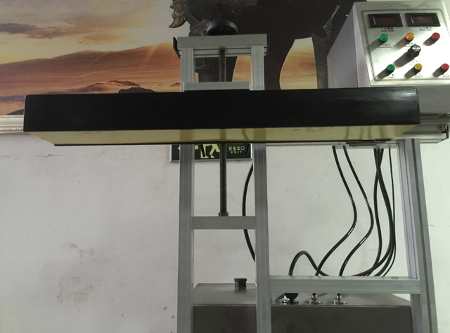 ус хөргөх индукцийн битүүмжлэх машин.jpg