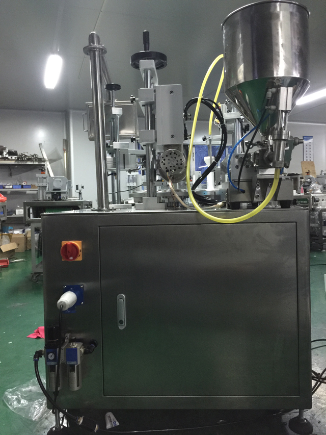 tubes filling ultrasonic sealing machine semi automatic хоолойн арын хэсэг дүүргэгч битүүмжлэх машин.jpg