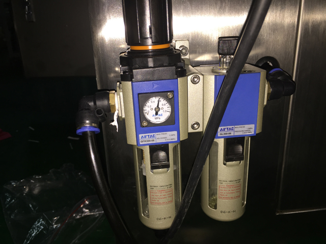 pneumatic part for filling sealing machine битүүмжлэх машин дүүргэх хийн хэсэг.jpg