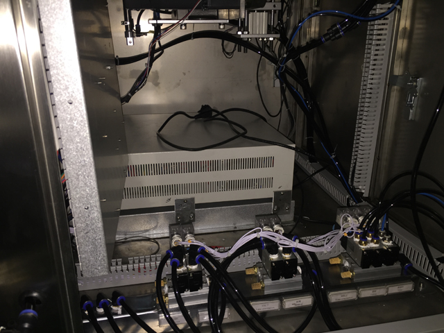 tubes filling sealing machine битүүмжлэх төхөөрөмжийн хоолойг дүүргэх цахилгаан хайрцаг.jpg