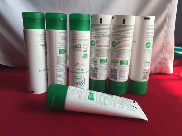 skin care tubes хоолойн дээжийг von customer.jpg илгээсэн